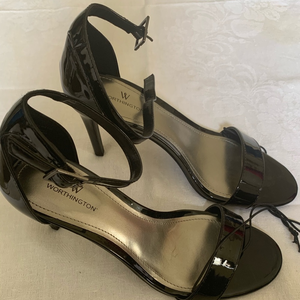 Black Worthington heels